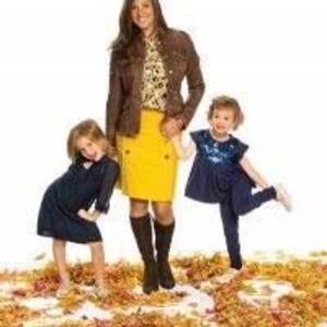 Meet your Posher, Iris